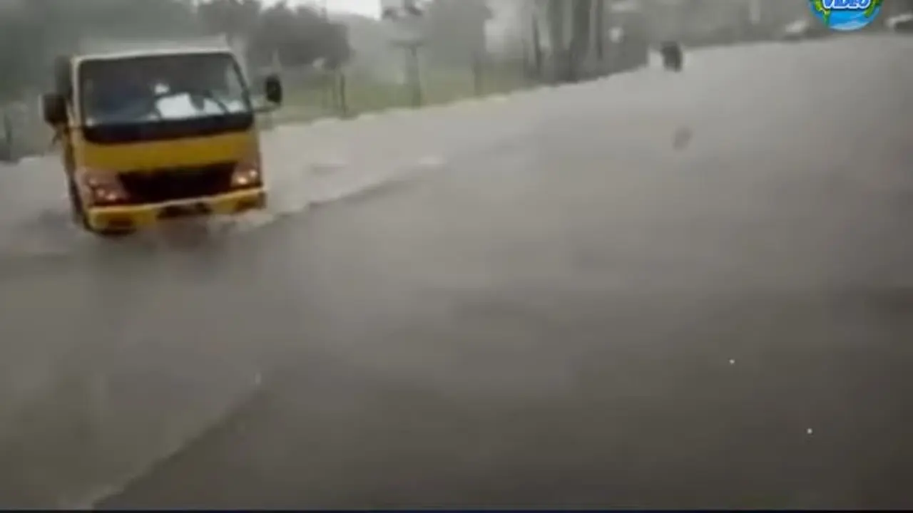 Banjir (Foto: YouTube)
