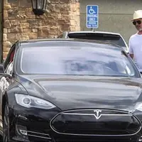 Perpisahan bukan lah hal yang mudah bagi Angelina Jolie dan Brad Pitt. Banyak kenangan yang telah mereka ukir bersama, baik dalam urusan rumah tangga maupun dalam kariernya di dunia hiburan. (Instagram)