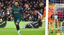 Pemain Liverpool Mohamed Salah melakukan selebrasi usai mencetak gol ke gawang Aston Villa pada pertandingan sepak bola Liga Inggris di Villa Park, Birmingham, Inggris, 26 Desember 2022. Liverpool mengalahkan Aston Villa dengan skor 3-1. (AP Photo/Rui Vieira)