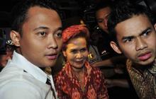 Ultah Miranda, KPK kedatangan banyak buket bunga