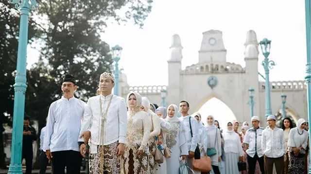 [Bintang] Rizal Armada dan Monica Imas