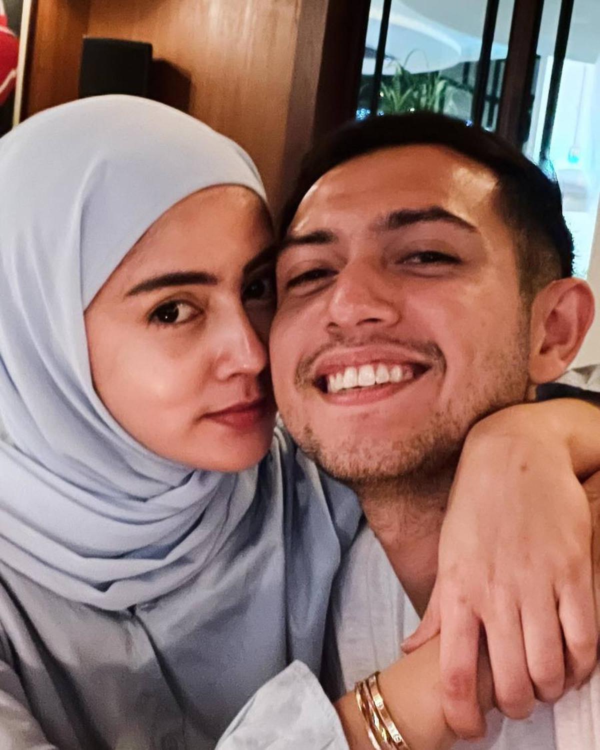 Menikah Sejak 7 Januari 2018