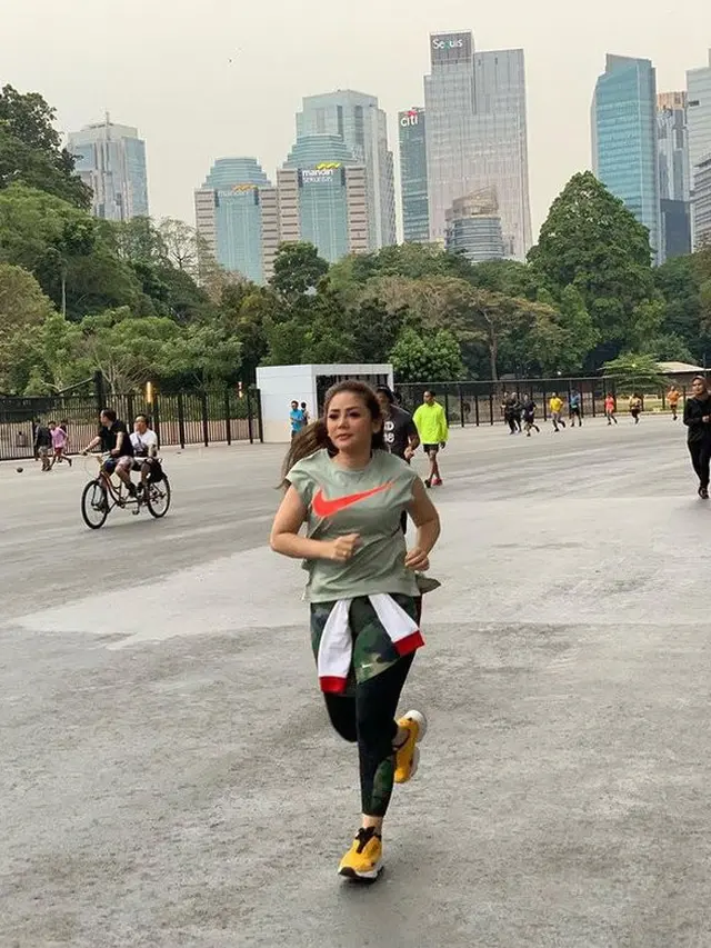 7 Gaya Pedangdut yang Hobi Olahraga, Jaga Tubuh Tetap Bugar
