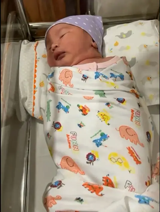 Wendy Cagur dikaruniai anak ketiga (Instagram/wendicagur)