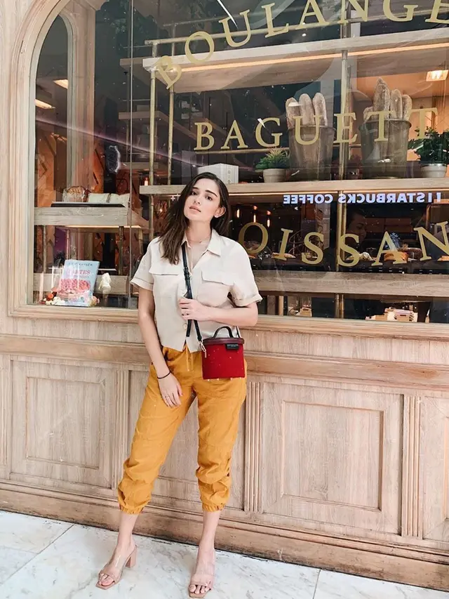 Yasmine Leeds Wildblood