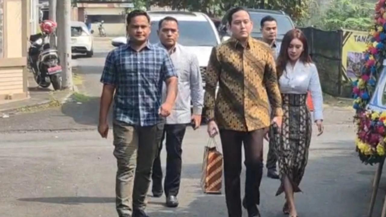 Asisten Pribadi Prabowo, Rizky Irmansyah Mendadak Temui Jokowi, Ada Apa?