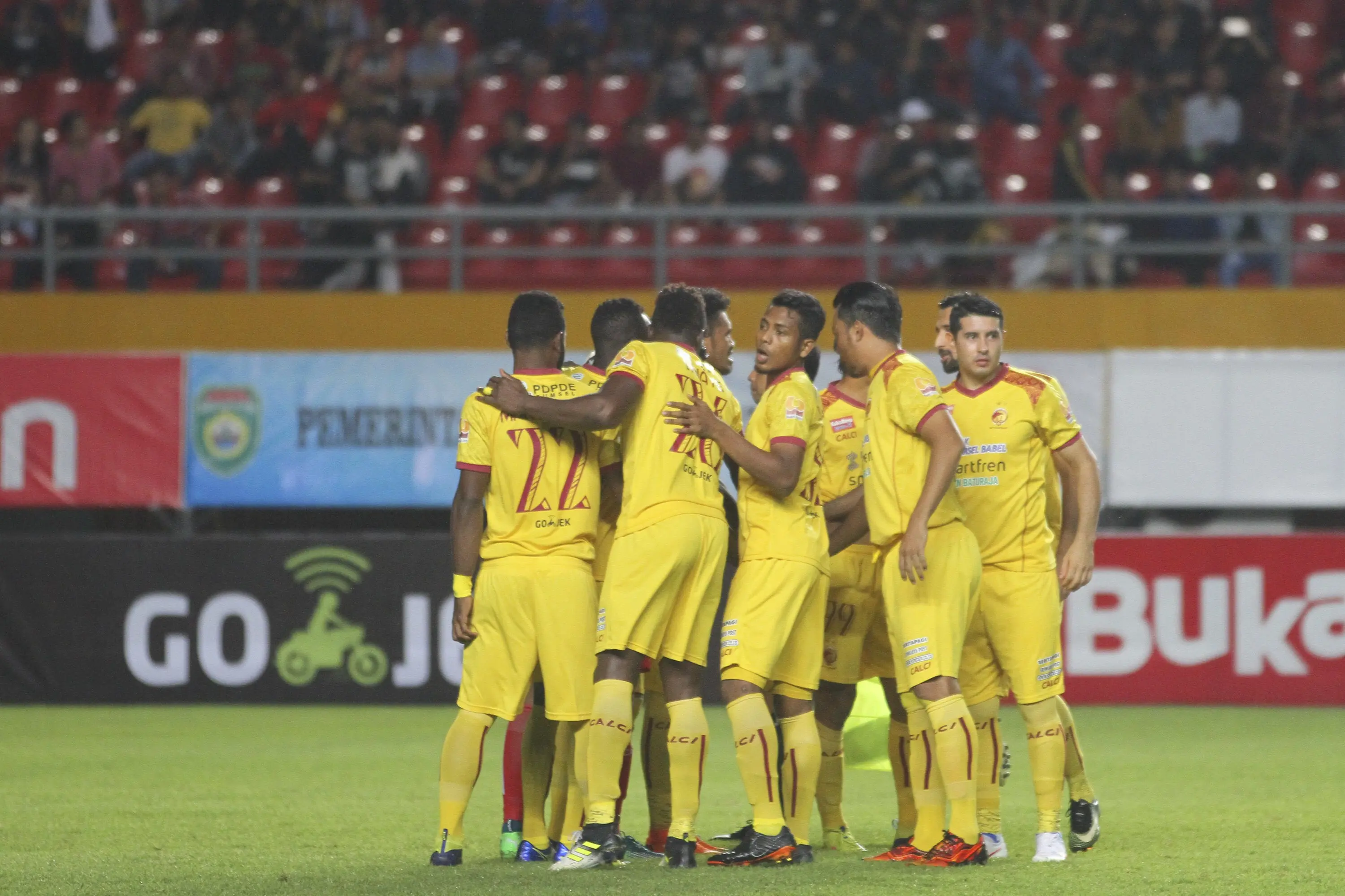Sriwijaya FC menang telak 4-0 atas PSIS Semarang pada lanjutan Liga 1 2018 di Stadion Gelora Sriwijaya Jakabaring, Selasa (22/5/2018). (Bola.com/Riskha Prasetya)