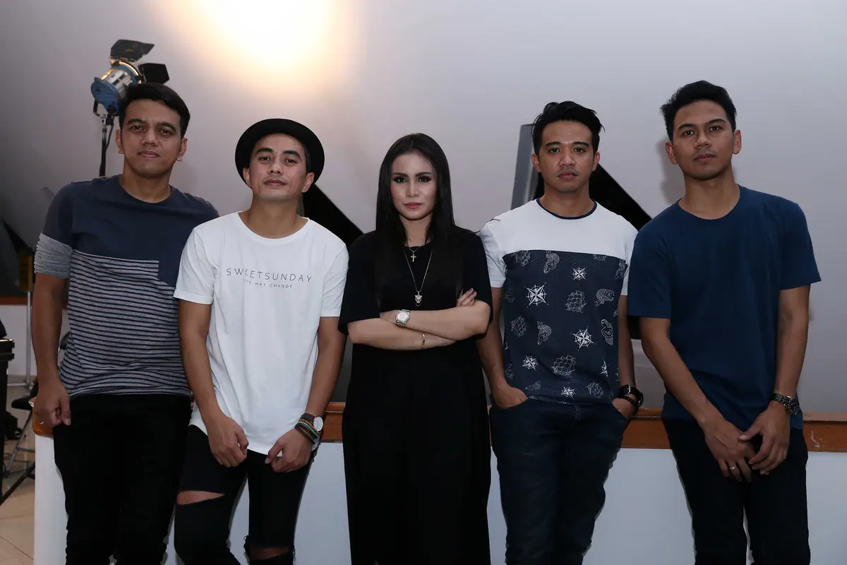 [Bintang] Video: Momo Tinggal di Malang, Roby Geisha Merasa Tertekan