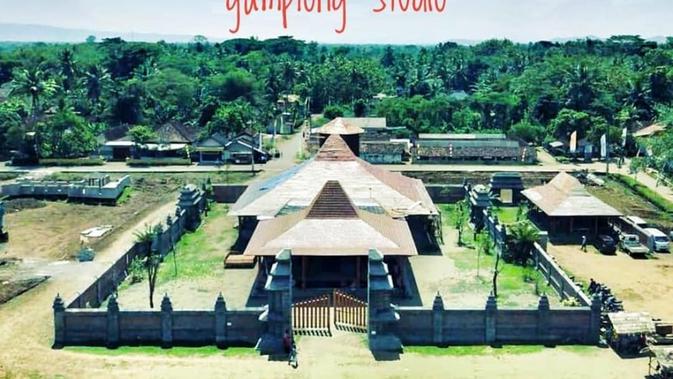 Pendopo Sultan Agung di Studio Alam Gamplong (dok. Instagram @gamplong_studio/ Brigitta)