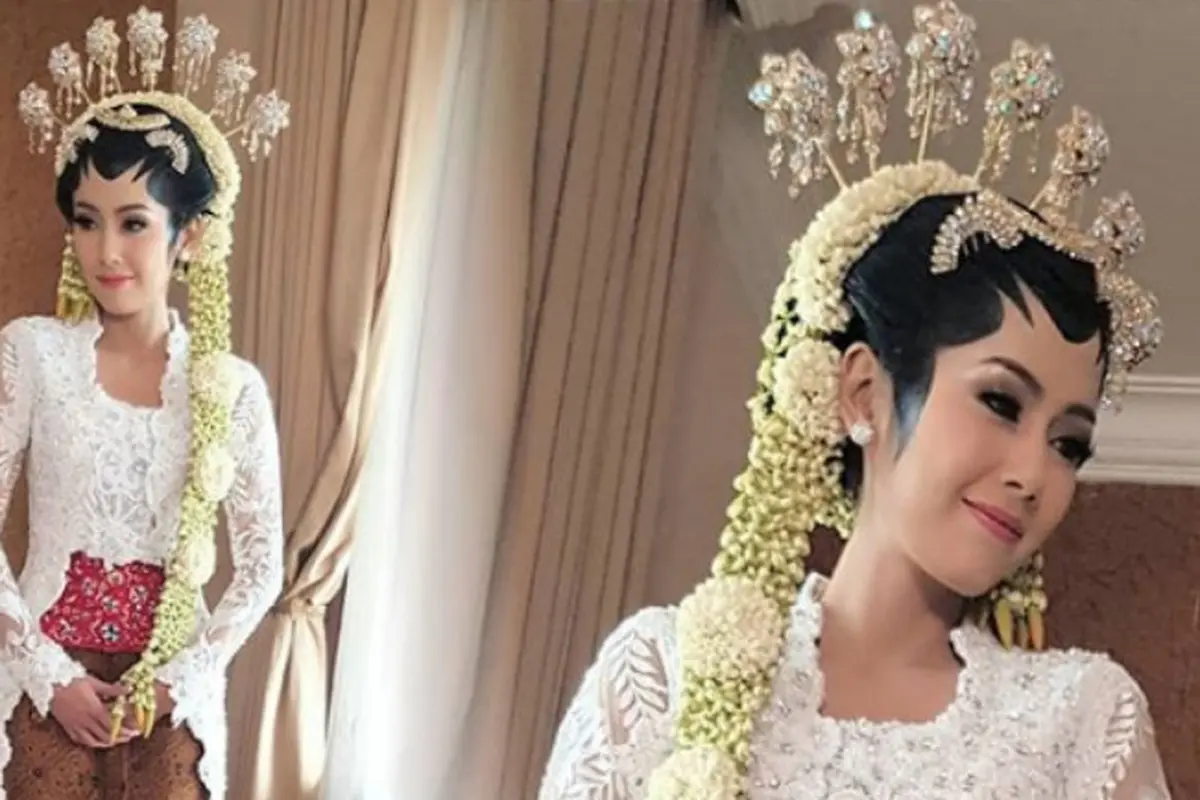 Jadi Pengantin Super Flawless, Ini Makeup Pilihan Ardina Rasti