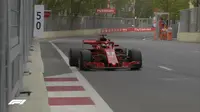 Pembalap Ferrari, Sebastian Vettel, mencatat waktu tercepat pada kualifikasi F1 GP Baku, Sabtu (28/4/2018). (Twitter/F1)