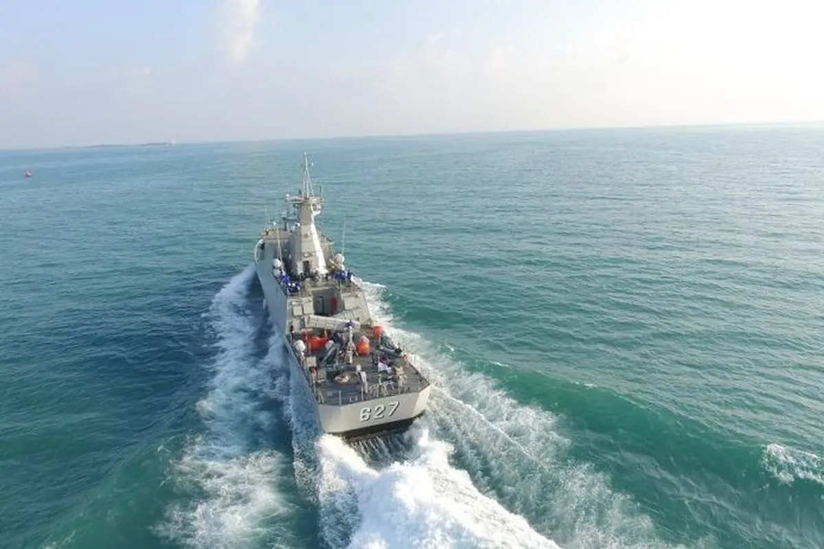 Kapal Cepat Rudal 60 meter KRI Kerambit (627) produksi PT PAL Indonesia.