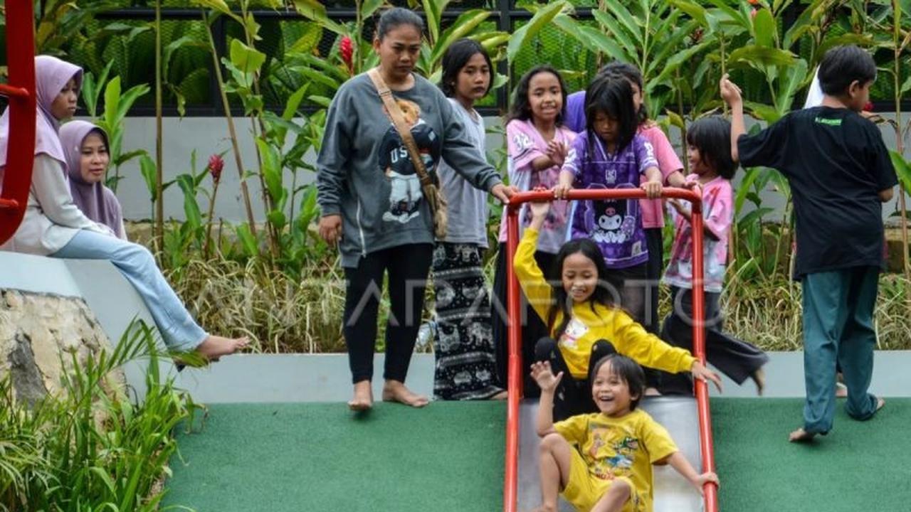 Orang Tua dan Remaja Beri Tanggapan Beragam soal Efektivitas PP Tunas Lindungi Anak di Ruang Digital