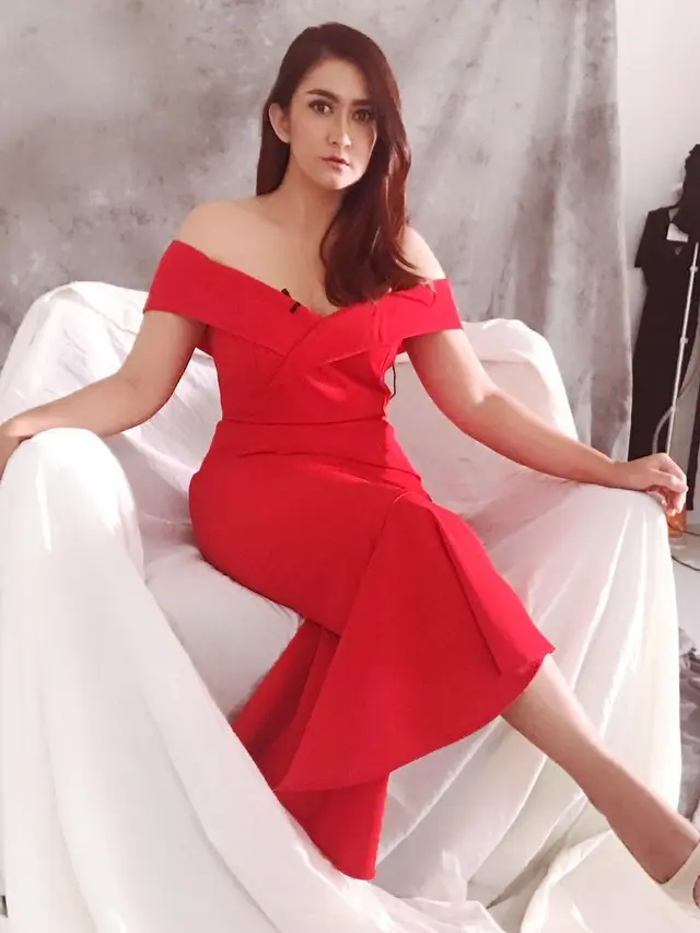 [Bintang] Nafa Urbach