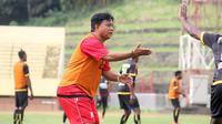 Budiardjo Thalib jadi pelatih Persik menggantikan Nazal Mustofa di Liga 2 2019. (Bola.com/Gatot Susetyo)