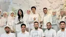 Pernikahan Irish Bella dan Haldy Sabri yang sederhana dihadiri oleh tamu undangan dengan dresscode serba putih. Termasuk Shireen Sungkar hingga Dhini Aminarti. Seperti apa potretnya? [@shireensungkar]