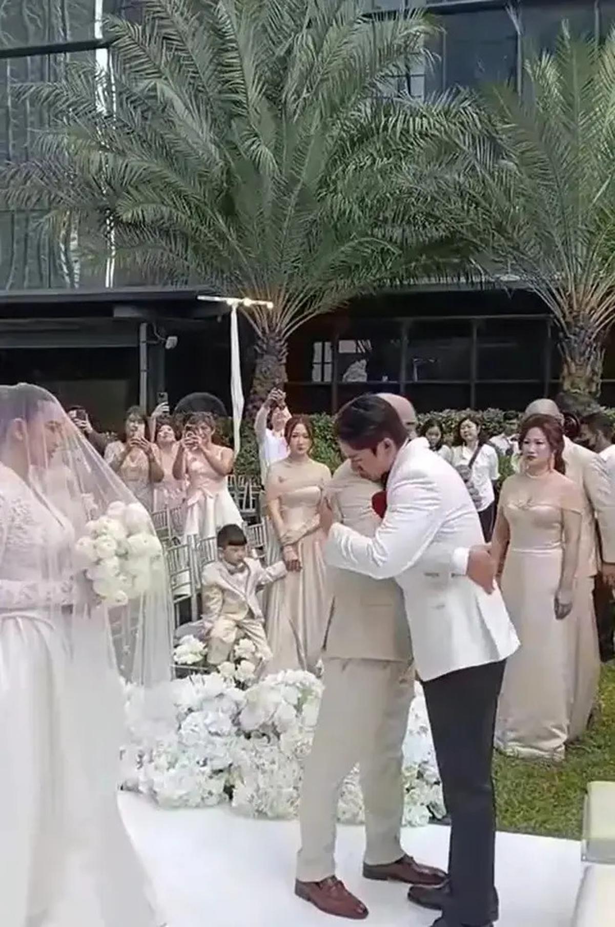 Sosok Ayah Amanda Manopo, Ramon Gauna Lugue yang Bikin Haru saat Dampingi Putrinya Menikah