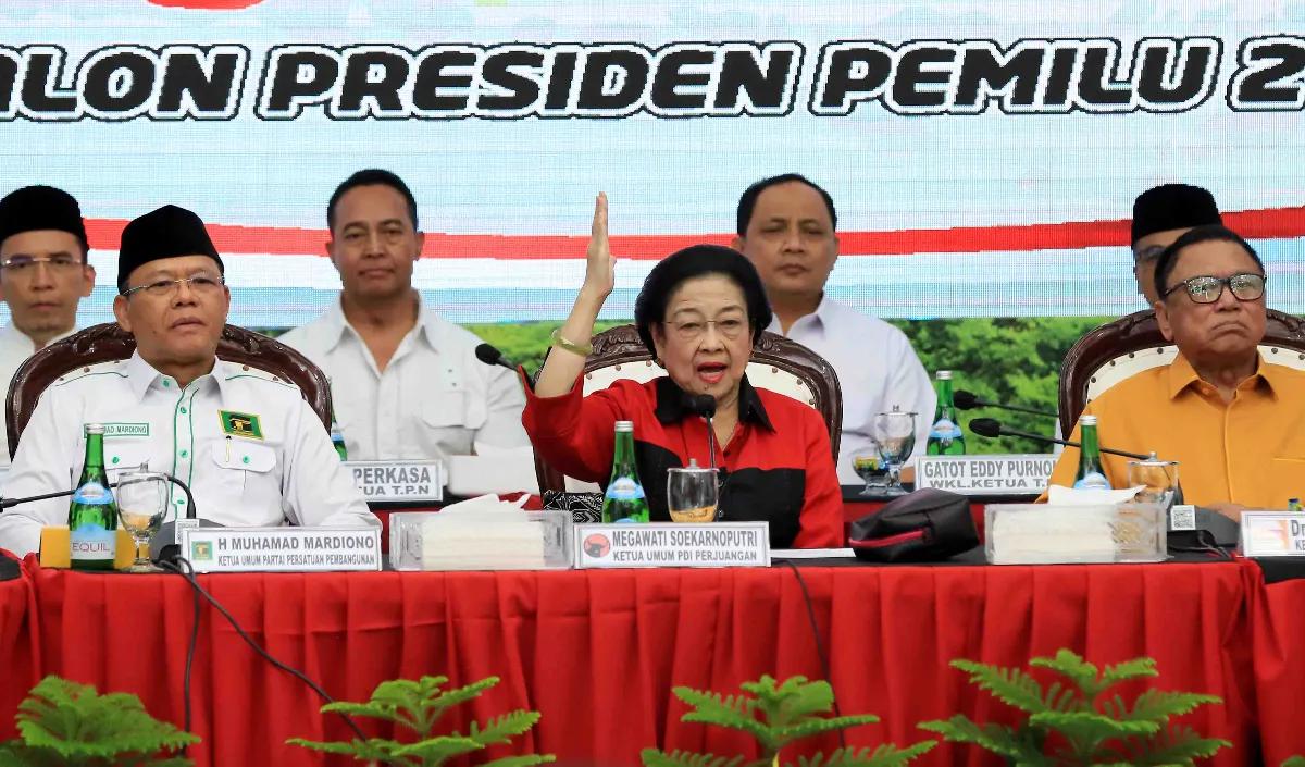Untuk menggantikan posisi Gibran apabila bergabung Golkar atau menjadi bakal cawapres Prabowo, TPN-GP membuka pintu bagi anak muda maupun profesional bergabung.<br>