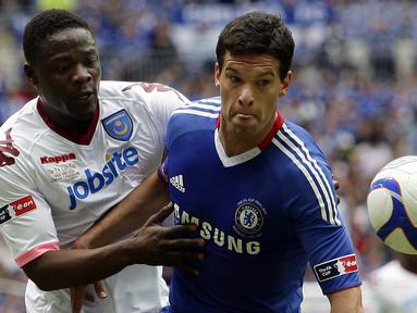Gelandang asal Jerman, Michael Ballack merupakan salah satu pembelian terbaik Chelsea pada era Roman Abrahamovic. Legenda der Panzer itu didapatkan The Blues secara gratis dari Munchen. (EPA/Jonathan Brady)