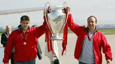 Sejak pertama kali digelar pada 1955/1956, Piala Champions Eropa sebagai cikal bakal Liga Champions telah melahirkan pelatih-pelatih top yang berhasil mempersembahkan trofi bagi klub yang dibesutnya. Seperti 6 pelatih asal Spanyol berikut ini. (AFP/Martyn Harrison)