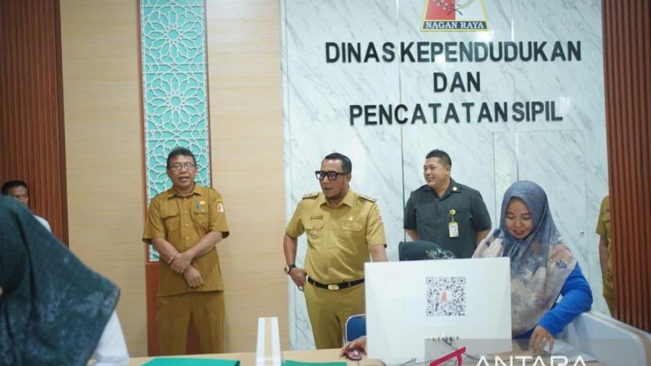 Wabup Raja Sayang Tekankan Senyum dan Profesionalisme: Pelayanan Publik Nagan Raya Harus Prima