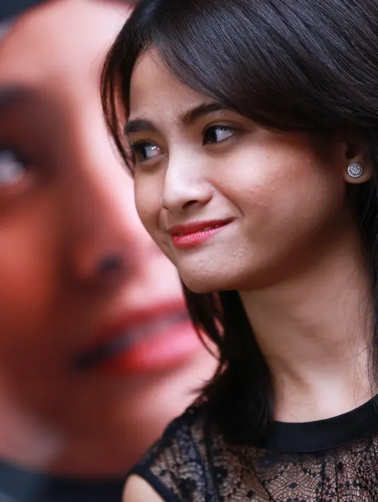 Beragam peran telah dibintangi Acha Septriasa. Kali ini, ia bermain dalam film 'Mars' yang mengangkat tema pendidikan, tanpa ada adegan romansa di film terbarunya.  (Adrian Putra/Bintang.com)