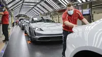 Porsche tegaskan tidak berminat bangun pabrik di Cina (Carscoops)