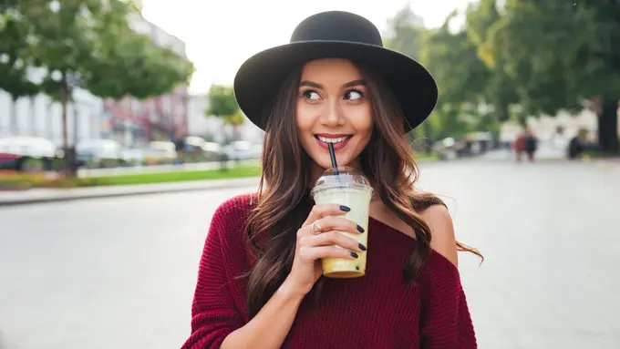 baju merah dewasa bahagia