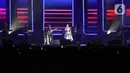 Penyanyi Vina Panduwinata tampil pada hari pertama BNI Java Jazz Festival 2022 di JIExpo Kemayoran, Jakarta, Jumat (27/5/2022). Perhelatan musik BNI Java Jazz Festival 2022 digelar pada 27-29 Mei yang menampilkan musisi-musisi dari dalam dan luar negeri. (Liputan6.com/Johan Tallo)