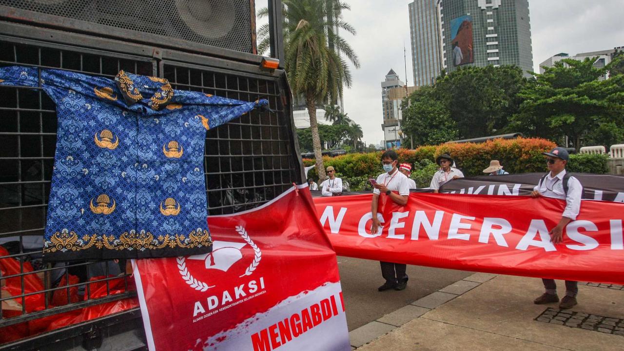 Aksi demo dosen tuntut pembayaran tukin