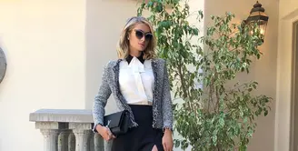 Seorang hacker bernama Paytsar Bkhchadzhyan mencuri foto telanjang Paris Hilton dan sejumlah uang di tahun 2015. (instagram/parishilton)