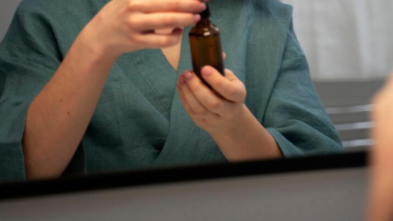 Retinol di Usia 20-an: Rahasia Kulit Mulus atau Overhype?