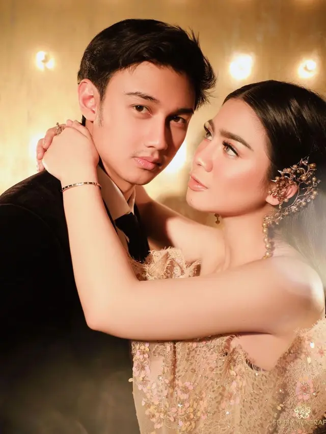 Segera Menikah, Ini 6 Pemotretan Caesar Hito dan Felicya Angelista dengan Berbagai Tema