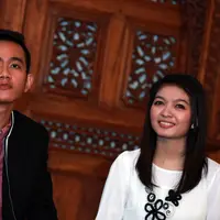 Gibran Rakabuming Raka & Selvi Ananda Putri (M. Akrom Sukarya/Bintang.com)