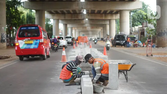 Minimalisasi Kecelakaan, Jalan di Kolong Tol Desari Dibuatkan Separator