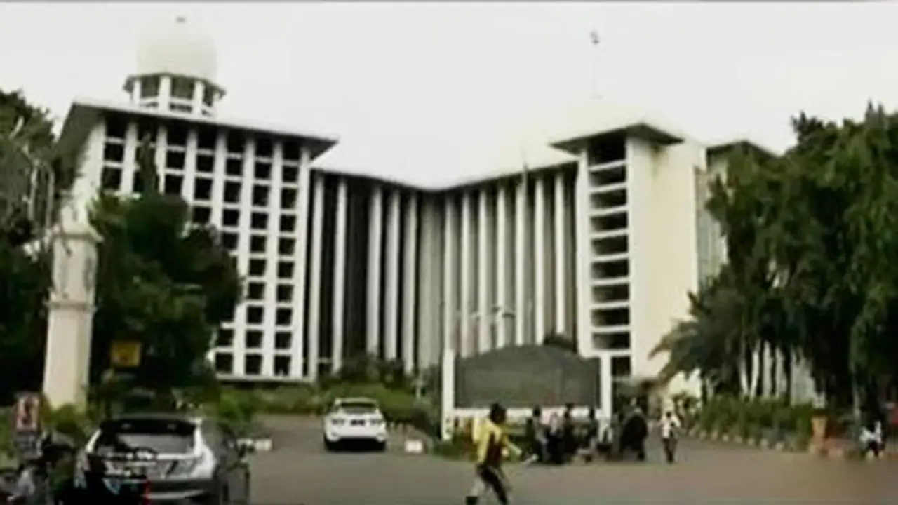 Pengamanan di Masjid Istiqlal Diperketat
