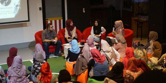 Para narasumber di talkshow “Internet Sehat, Sahabat Anak”/Ogilvy.