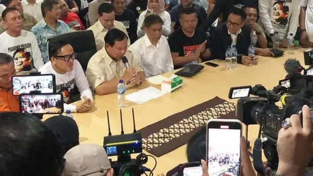 Prabowo Subianto bersama  Immanuel Ebenezer (Istimewa)