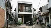 8 Desain Rumah 2 Lantai di Gang Sempit Tanpa Halaman Depan, Resolusi Hunian Minimalis di 2027