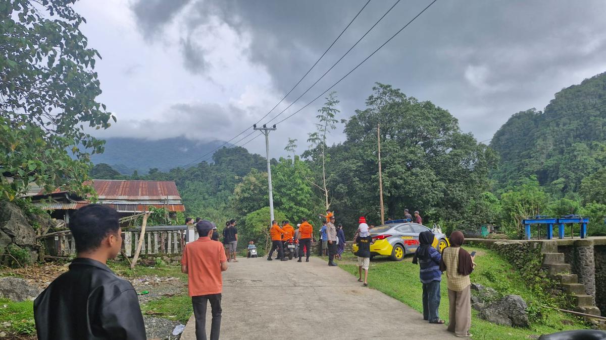 Pesawat ATR 400 Hilang Kontak di Maros, Warga Sempat Dengar Ledakan dan  Lihat Kepulan Asap