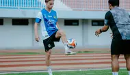 Gelandang PSIM Yogyakarta, Donny Warmerdam. (Dok PSIM)