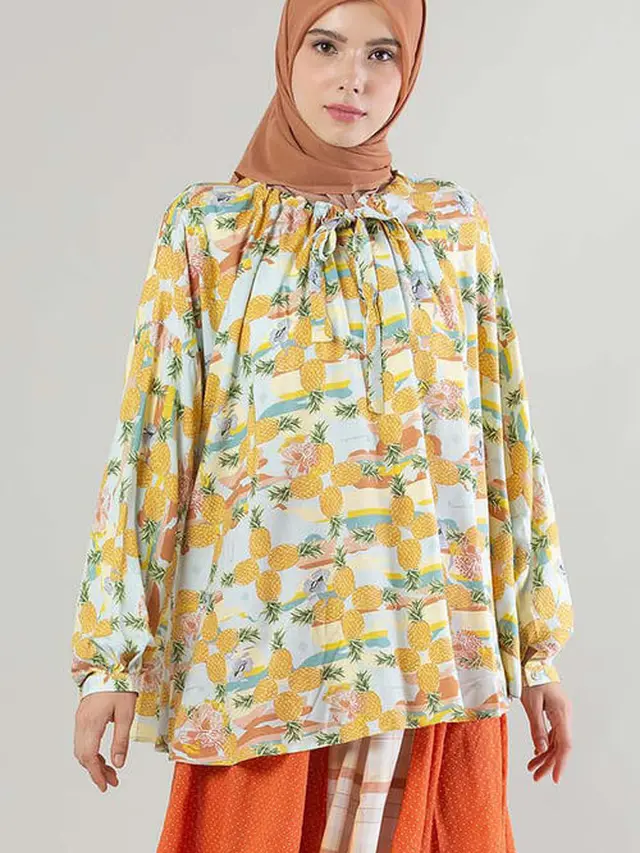 Blus warna pastel