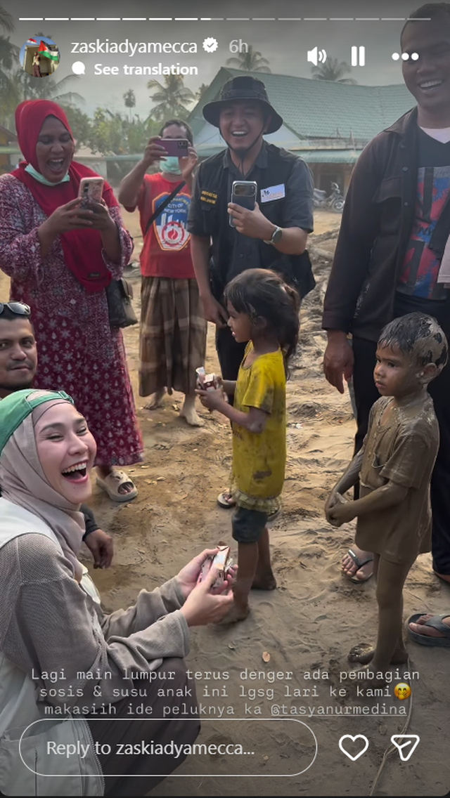 Emoh berpangku tangan, 6 potret Zaskia Mecca terjun ke Aceh bangun dapur umum untuk korban banjir