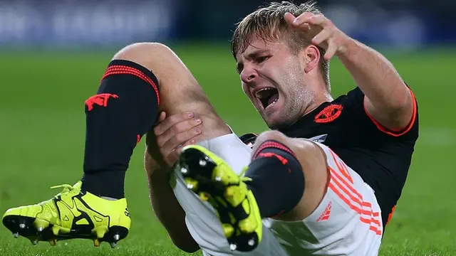 20151202-6 Cedera Terparah Pesepakbola Sepanjang Masa
