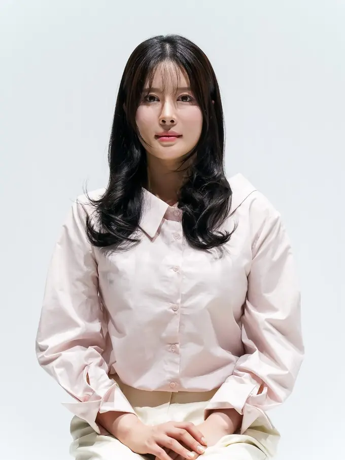 How To: 6 Cara Membuat Poni Air Bangs yang Populer dari Hair Stylist BLACKPINK dan Seo Ye Ji