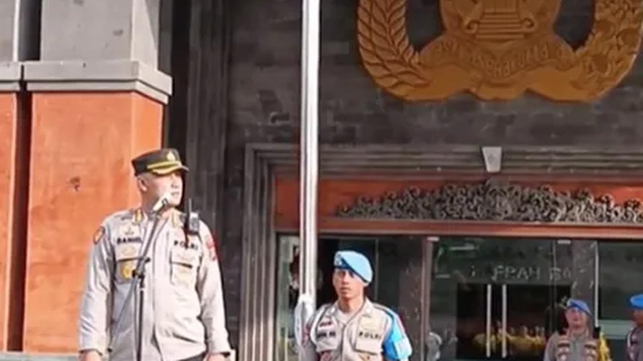 Pertanyakan Kasih Sayang Bawahan