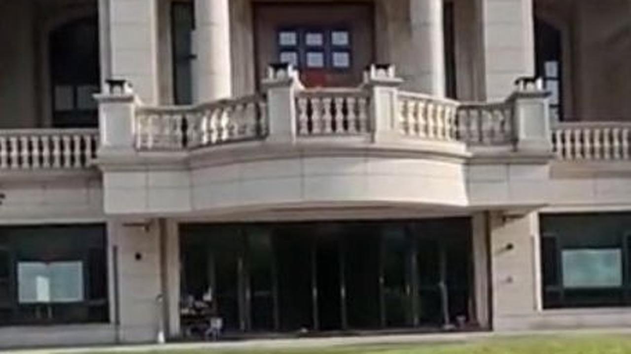 Viral Pengasuh Anak Tunjukkan Rumah Rasa Mall Milik Bosnya, Ada Bioskop di Dalam Rumah