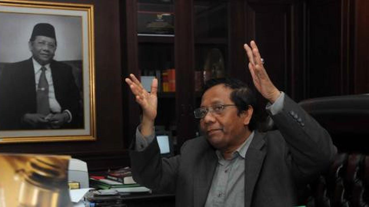 Mahfud MD sebut Wamen ESDM tak bisa baca putusan MK