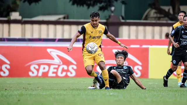 Komarudin, Persikabo, Arema