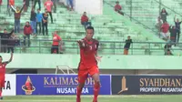 Mantan pemain Persis Solo, Tinton Suharto, bergabung dengan PSIM Yogyakarta. (Bola.com / Ronald Seger Prabowo)
